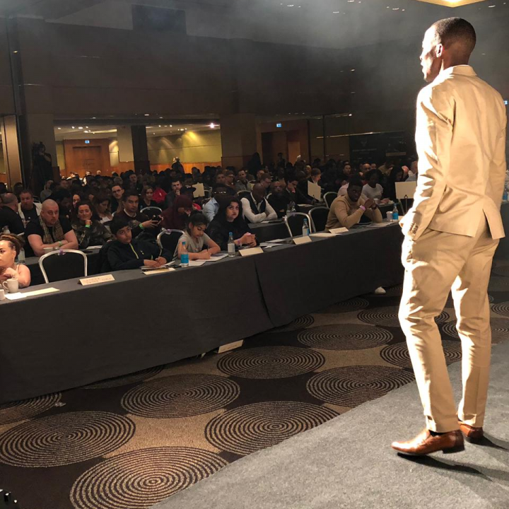 Experte:in Roland Ngole